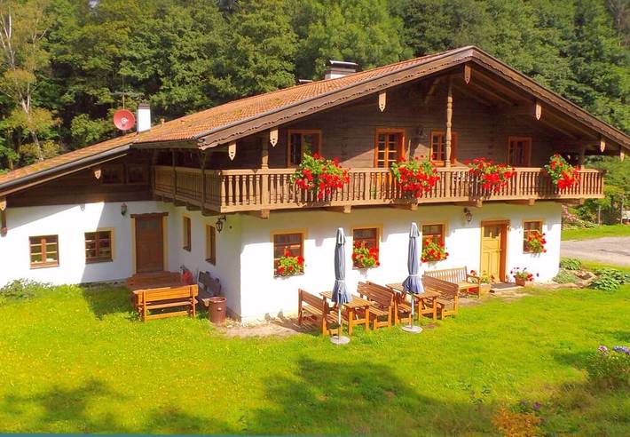 Ferienwohnung für 3 Personen, mit Balkon/Terrasse und Garten in Waldmünchen