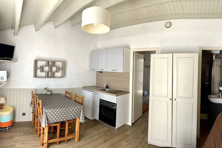 Cottage for 4 people, with Terrace and Garden in Ile de Re