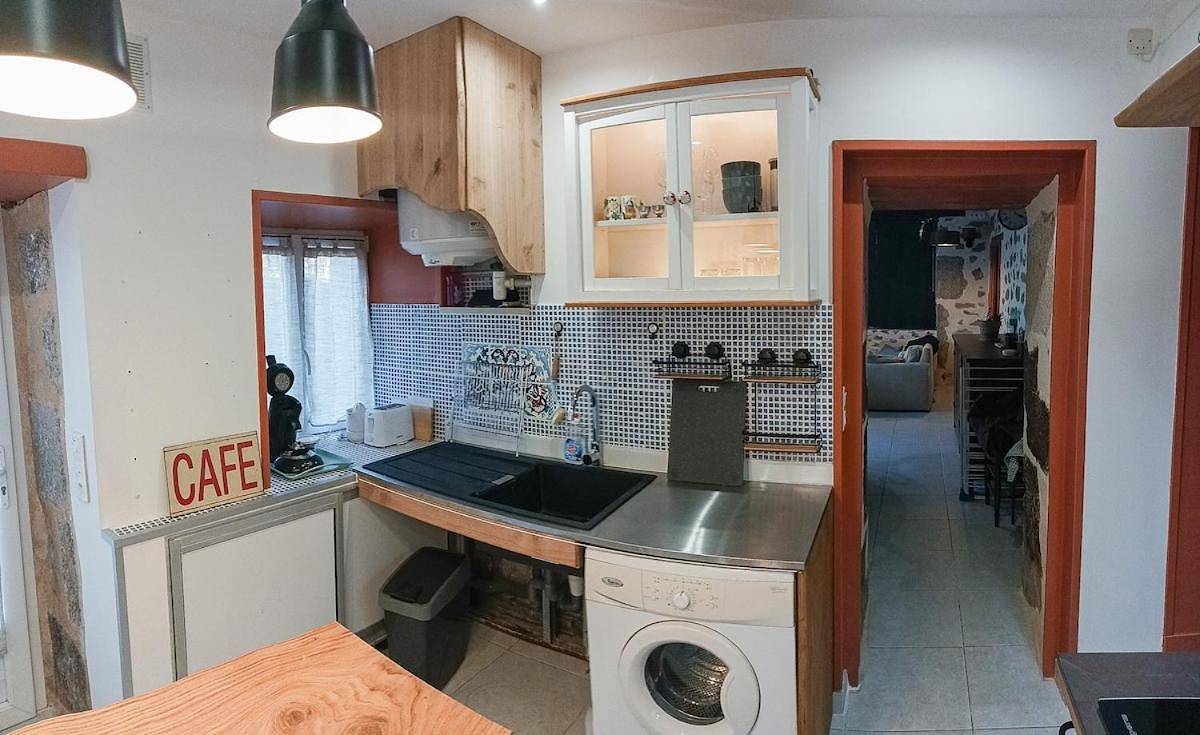 Appartement entier, Luminous step-free apartment! in Piégut-Pluviers, Parc naturel régional Périgord-Limousin