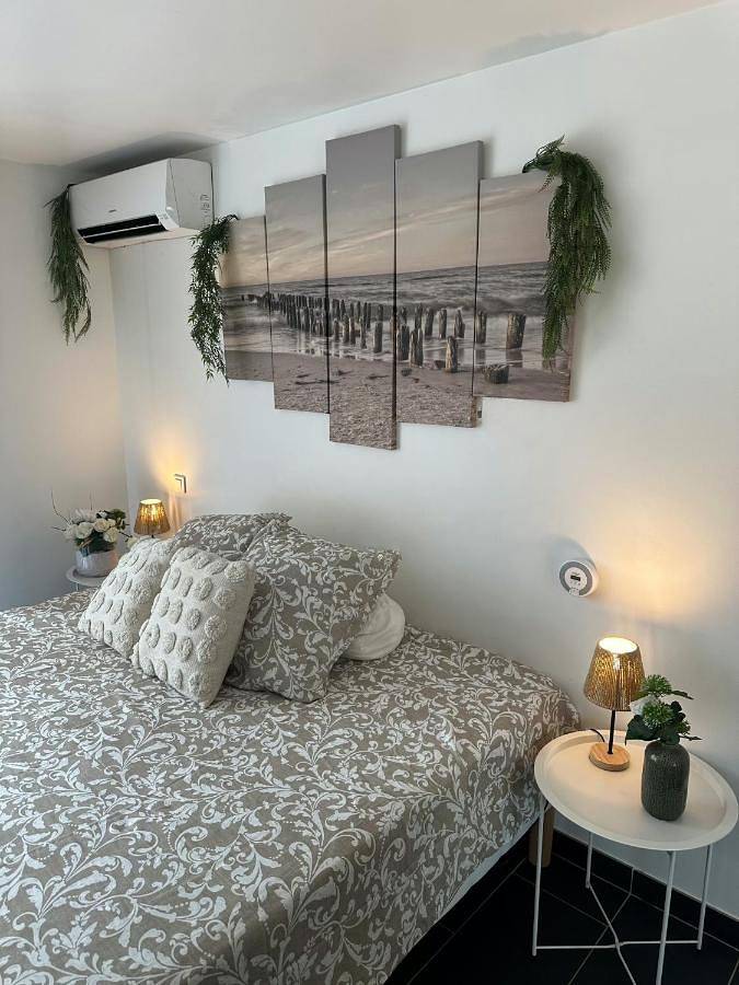 Location de vacances pour 2 personnes, avec terrasse à Pégomas - 2