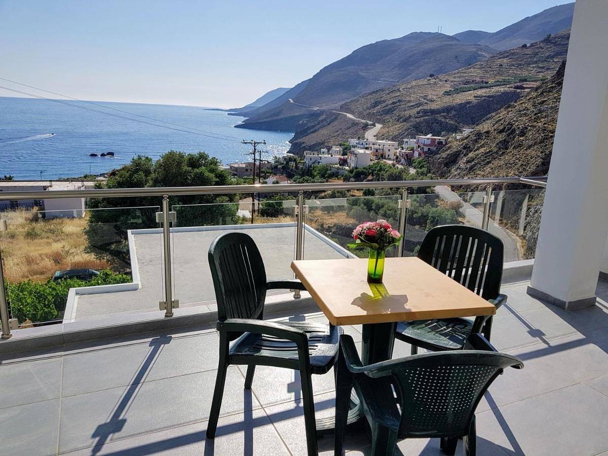 Appartement entier, Appartement de vacances pour 2 personnes avec balcon in Chóra Sfakíon, Région de la Canée