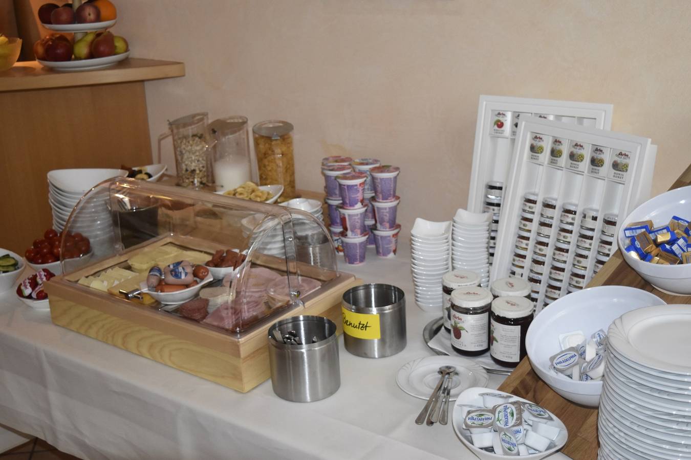 Gasthof "Zum goldenen Hirschen" - Doppelzimmer Superior mit kostenfreiem Wlan in Burgbernheim, Romantische Straße