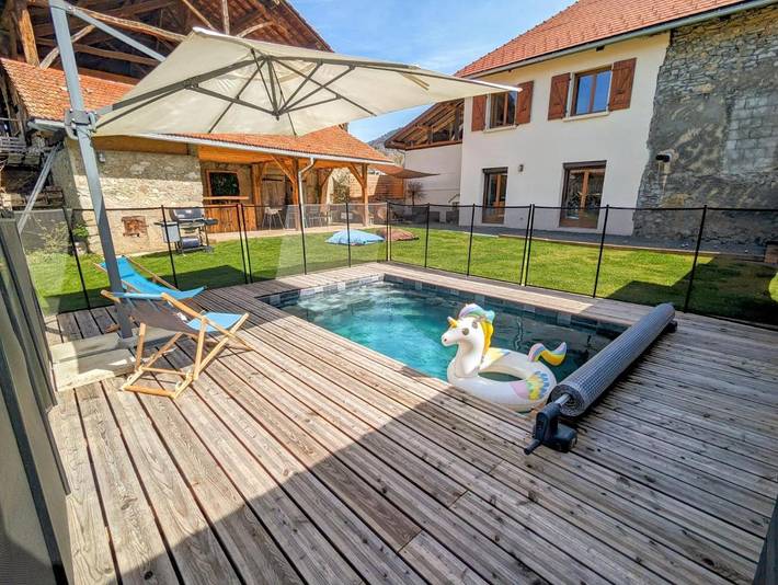Location de vacances pour 6 personnes, avec sauna ainsi que jardin et piscine à Saint-Martin-d'Uriage