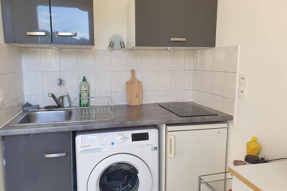 Entire apartment, Apparently 25m2 in Chambéry, Chambéry region