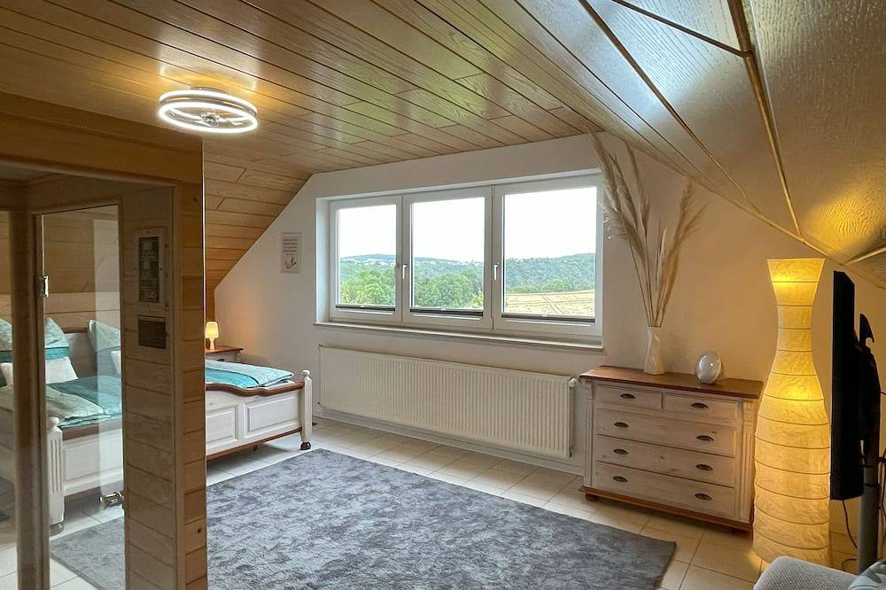 Ganze Wohnung, 160 m² Ferienwohnung Ruhige Ortsrandlage Über dem Rheintal Gegenüber der Loreley in Sankt Goar, Mittelrhein