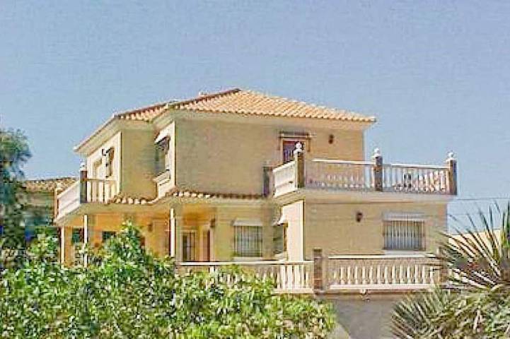 Ferienhaus für 9 Personen, mit Garten und Terrasse, mit Haustier