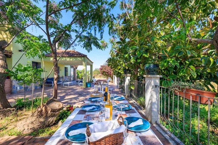 Gîte pour 2 personnes, avec Terrasse ainsi que Jardin et Vue