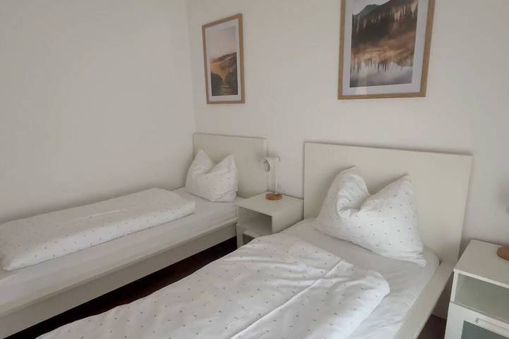 Ganze Wohnung, Dachgeschosswohnung mit herrlicher Aussicht, großem Balkon und jetzt Gäste-Wc in Tramin an der Weinstraße, Nonsberggruppe
