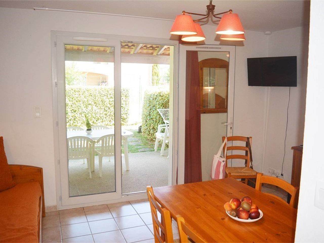 Maison duplex avec terrasse pour 6 pers, piscine chauffée, clim et équipements bébé in Vallon-Pont-d'Arc, Gorges de l’Ardèche