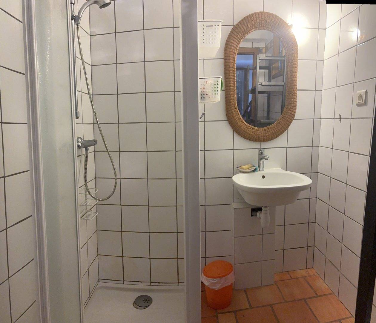 Studio entier, Joli studio meublé 2 personnes, centre-ville, petit garage in Obernai, Région de Sélestat-Erstein