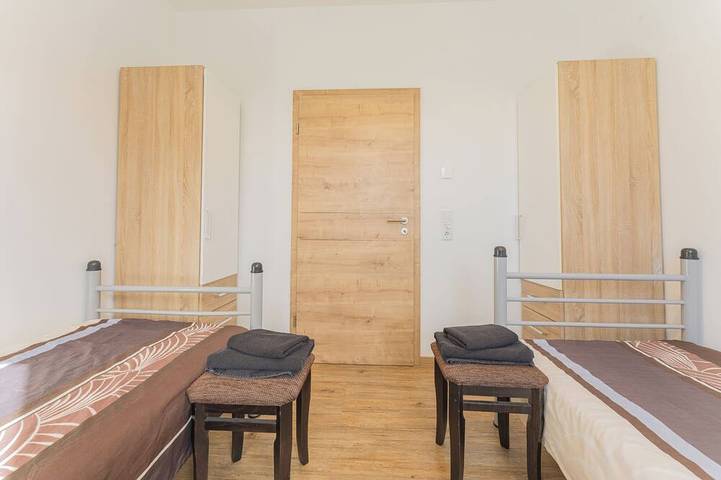Ganze Wohnung, Gemütliches Apartment mit Schlafmöglichkeiten für bis zu 6 Gäste in Ebersheim (Mainz), Mainz