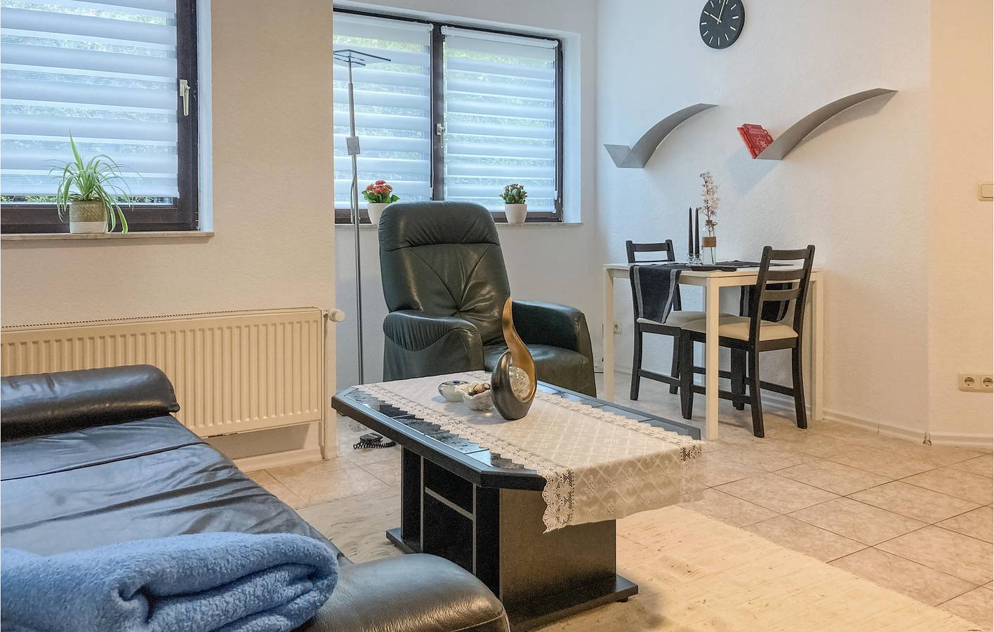 Ganze Ferienwohnung, Glück am Meer: 2 km zur Badestelle Reppiner Burg in Schwerin, Schweriner See