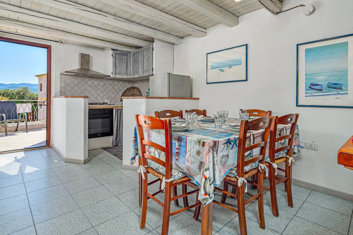 Appartement entier, Appartement 'Flamingo' avec terrasse privée, balcon et climatisation in San Teodoro, Olbia-Tempio