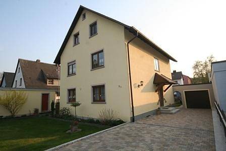 Ferienwohnung für 3 Personen, mit Balkon und Balkon/Terrasse sowie Terrasse in Dettelbach
