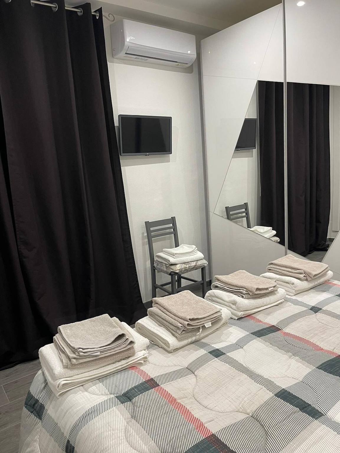 Ganze Wohnung, Ferienwohnung "La Divina Holiday" mit Klimaanlage und Wlan in Ravenna in Ravenna, Ravenna Provinz