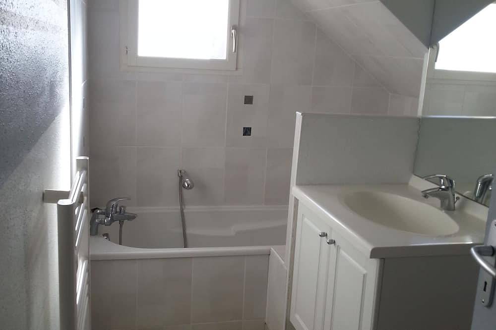 Appartement entier, T3 duplex grand standing dans village vacances pour 8 personnes in Canet-en-Roussillon, Côte d'Améthyste