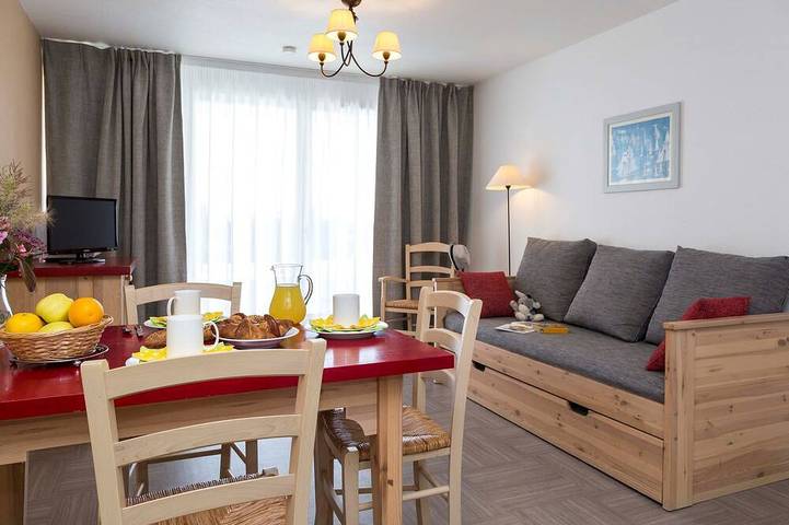 Gîte pour 4 personnes, avec piscine dans Plage de Saint-Samson - 4