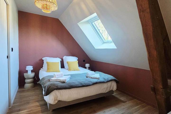 Location de vacances pour 10 personnes, avec jardin à Genêts - 2