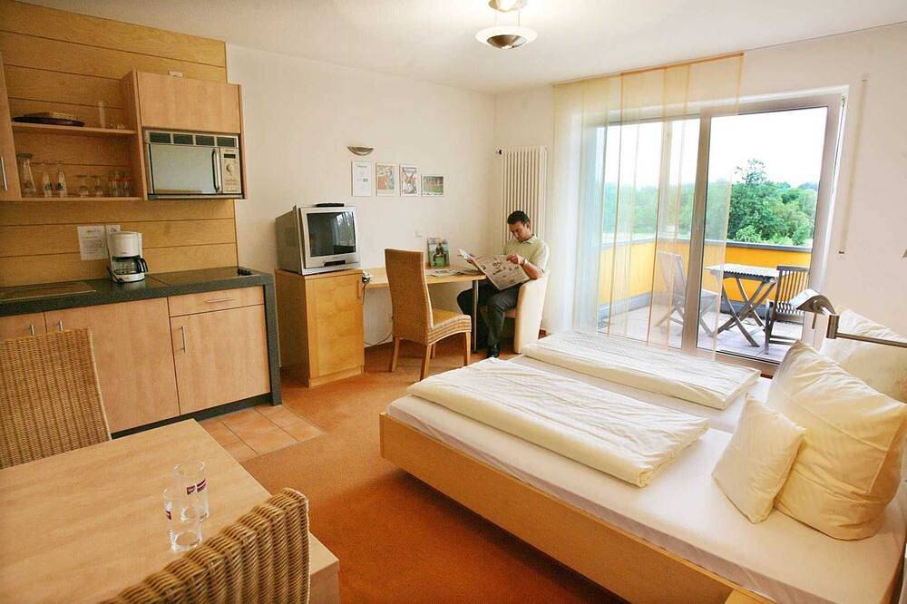 Apartment Typ 1; 1-Zimmer; 35qm, max. 2 Personen - Apartmenthaus Sportchalet in Bad Dürrheim, Mittlerer Schwarzwald