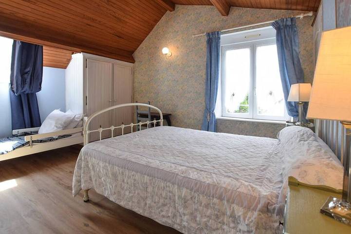 Location de vacances pour 5 personnes, avec jardin, animaux acceptés à La Chapelle-Urée - 3