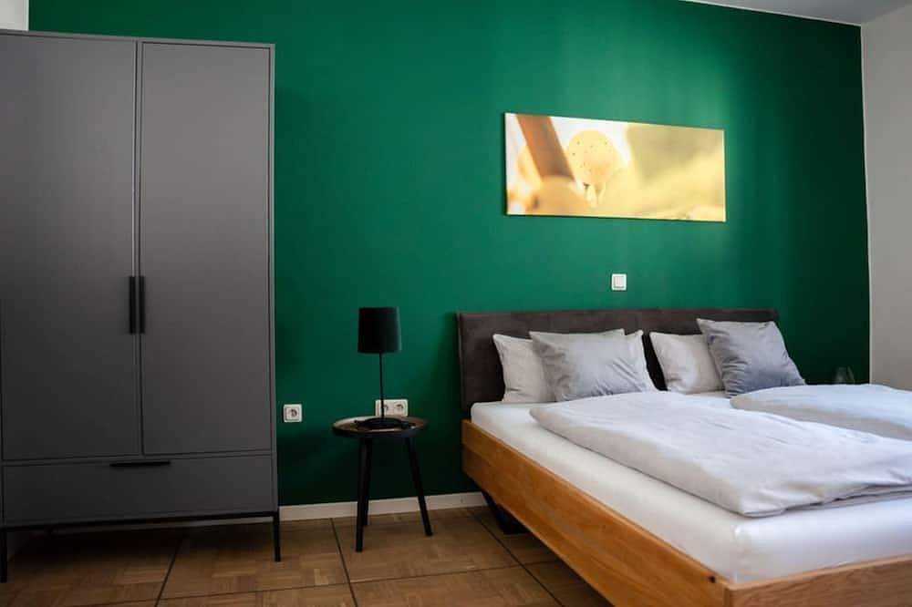 2-slaapkamer appartement \"Winzerschlaf\" *** - Weingut-Gästehaus Claes Schmitt Erben in Trittenheim, Moseleifel