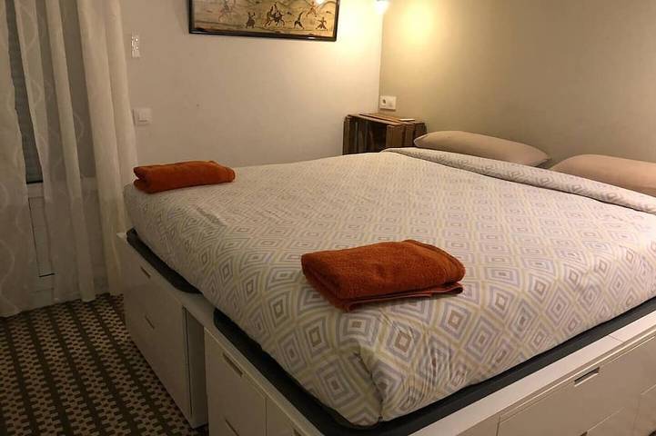 Ganze Wohnung, Strand erste Reihe - Voll ausgestattete Wohnung 3 Schlafzimmer 3 Bäder - Für 2 Familien in Platja de Ribes Roges (Vilanova i la Geltrú), Vilanova i la Geltrú