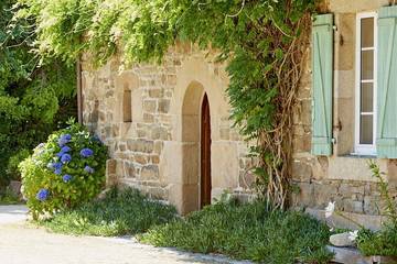 Gîte pour 3 personnes, avec jardin à Saint-Quay-Perros