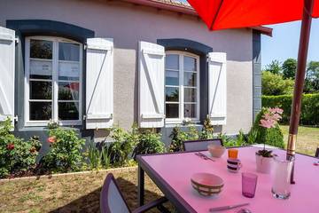 Gîte pour 4 personnes, avec jardin à Champeaux
