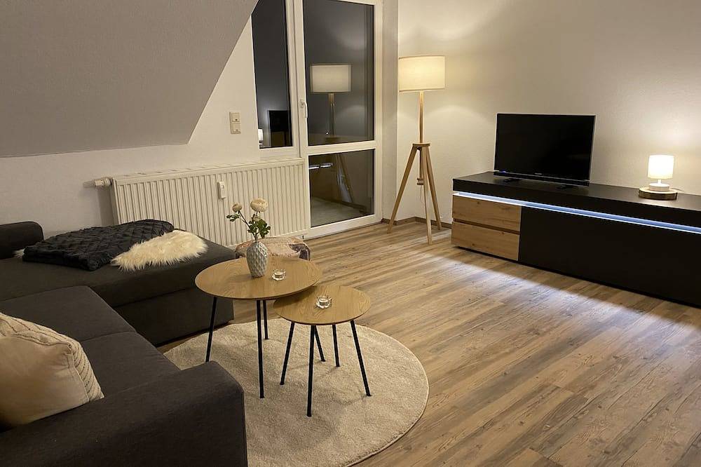 Ganze Wohnung, Fewo \"Auersbergblick\" mit Balkon zum Wandern, Langlauf, Biken und Saunieren in Schönheide, Erzgebirge