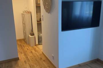 Gîte pour 6 personnes, avec piscine à Roaillan
