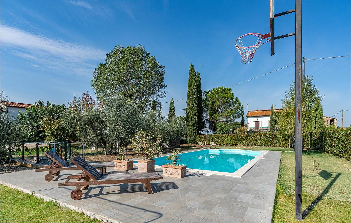 Luxuriöses City Center Apartment mit Pool & Garten in Castroncello, Arezzo Provinz