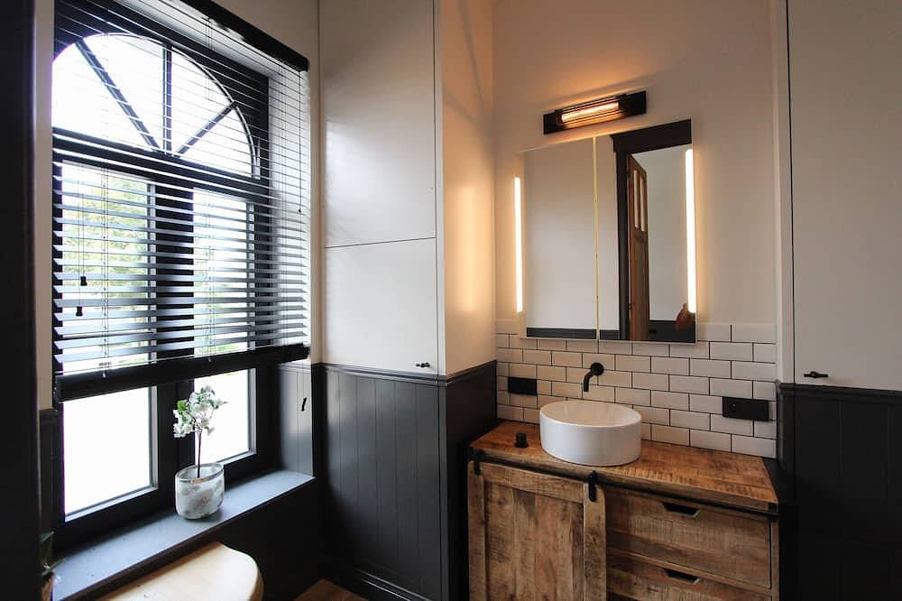 House of station master voiture 30 in Sijsele, Damme (Belgien)