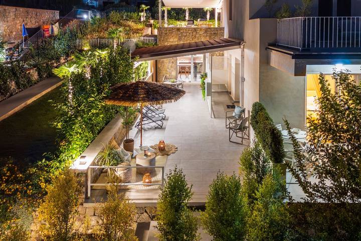 Entire apartment, 'Picahouse' Apartment with Sea View, Wi-Fi & Air Conditioning near Cefalù in Sant'Onofrio (Sizily), Trabia