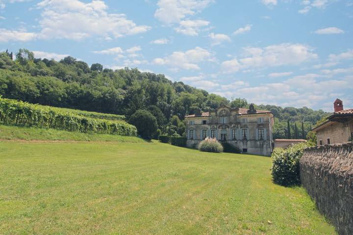 Gîte pour 7 personnes, avec piscine et jardin à Colognola ai Colli - 2