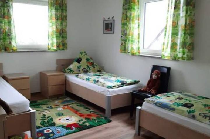 Ferienwohnung für 5 Personen, mit Balkon und Garten in Burtenbach - 4