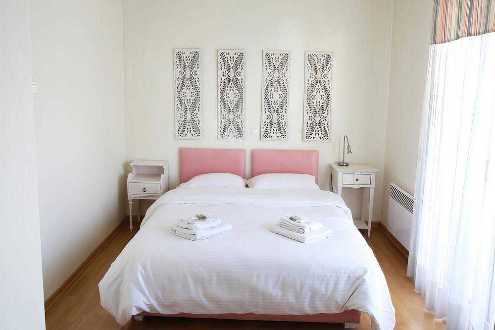 Ganze Wohnung, Penthouse-Breathtaking sea view-Just on the beach, Penthouse-Breathtaking sea view-Just on the beach in Loutraki-Perachora, Korinthia
