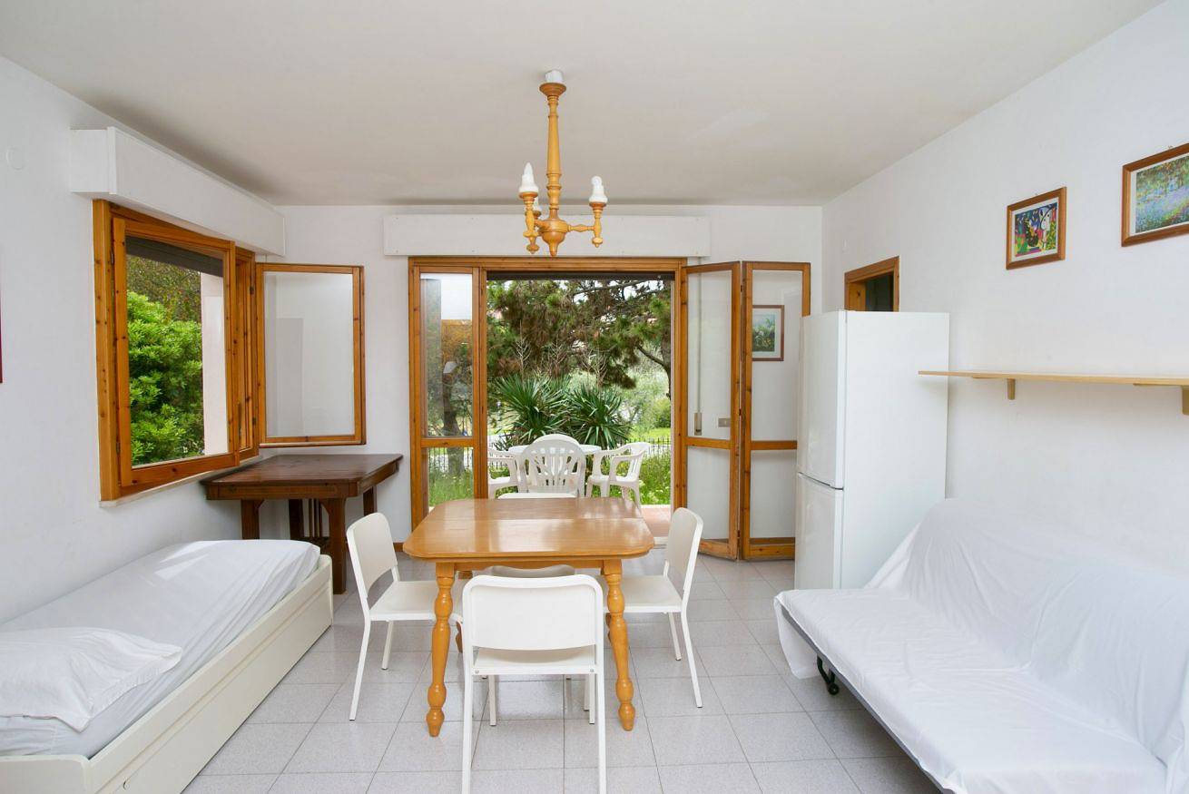 Apartamento entero, S077 - Sirolo, three-room apartment with garden in the center in Sirolo, Riviera del Conero