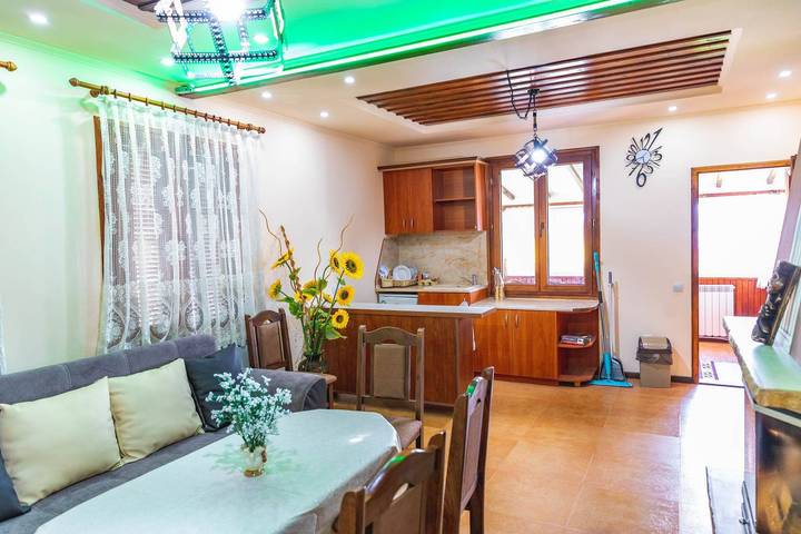 Villa für 10 Personen, mit Garten und Terrasse sowie Seeblick, kinderfreundlich in Bulgarien - 3