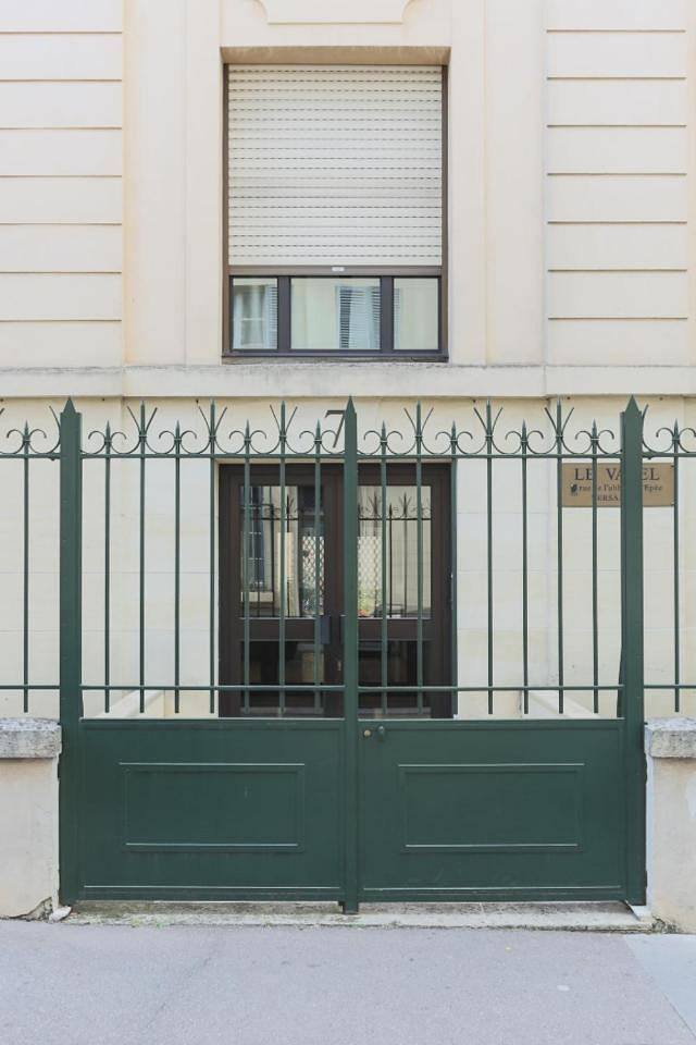 Ferienwohnung für 4 Personen, mit Whirlpool und Terrasse sowie Pool in Schloss Versailles - 3