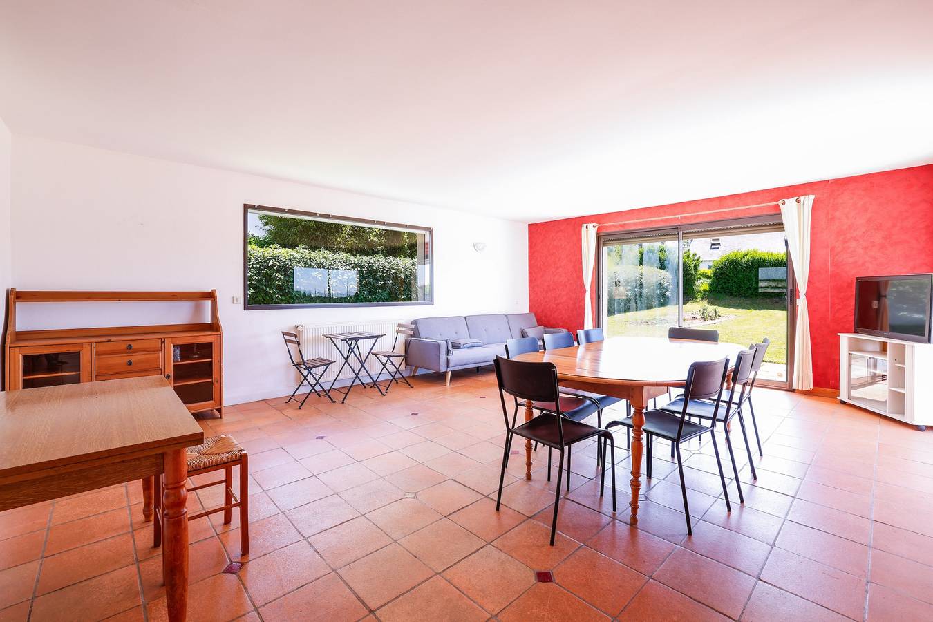 Ferienhaus 'Grande Maison Familiale Proche Gr34' mit privater Terrasse und privatem Garten in Garlan, Ceinture Dorée