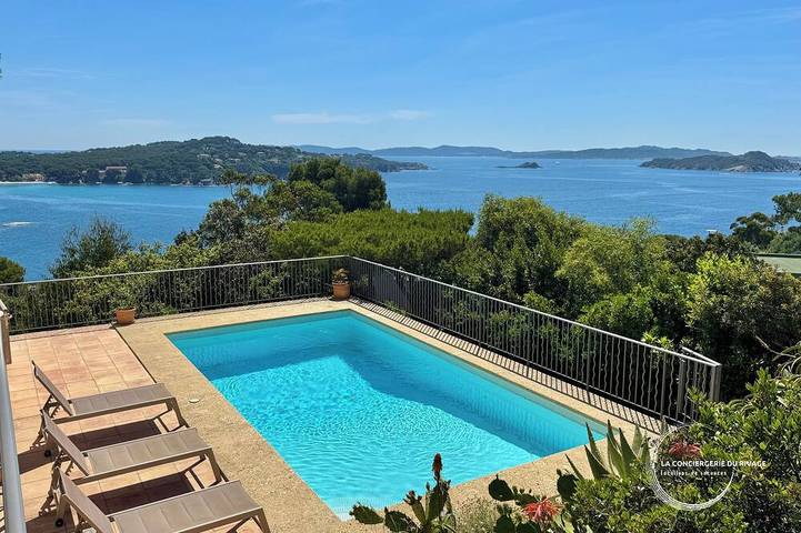 Villa für 12 Personen, mit Terrasse und Garten sowie Whirlpool in La Madrague