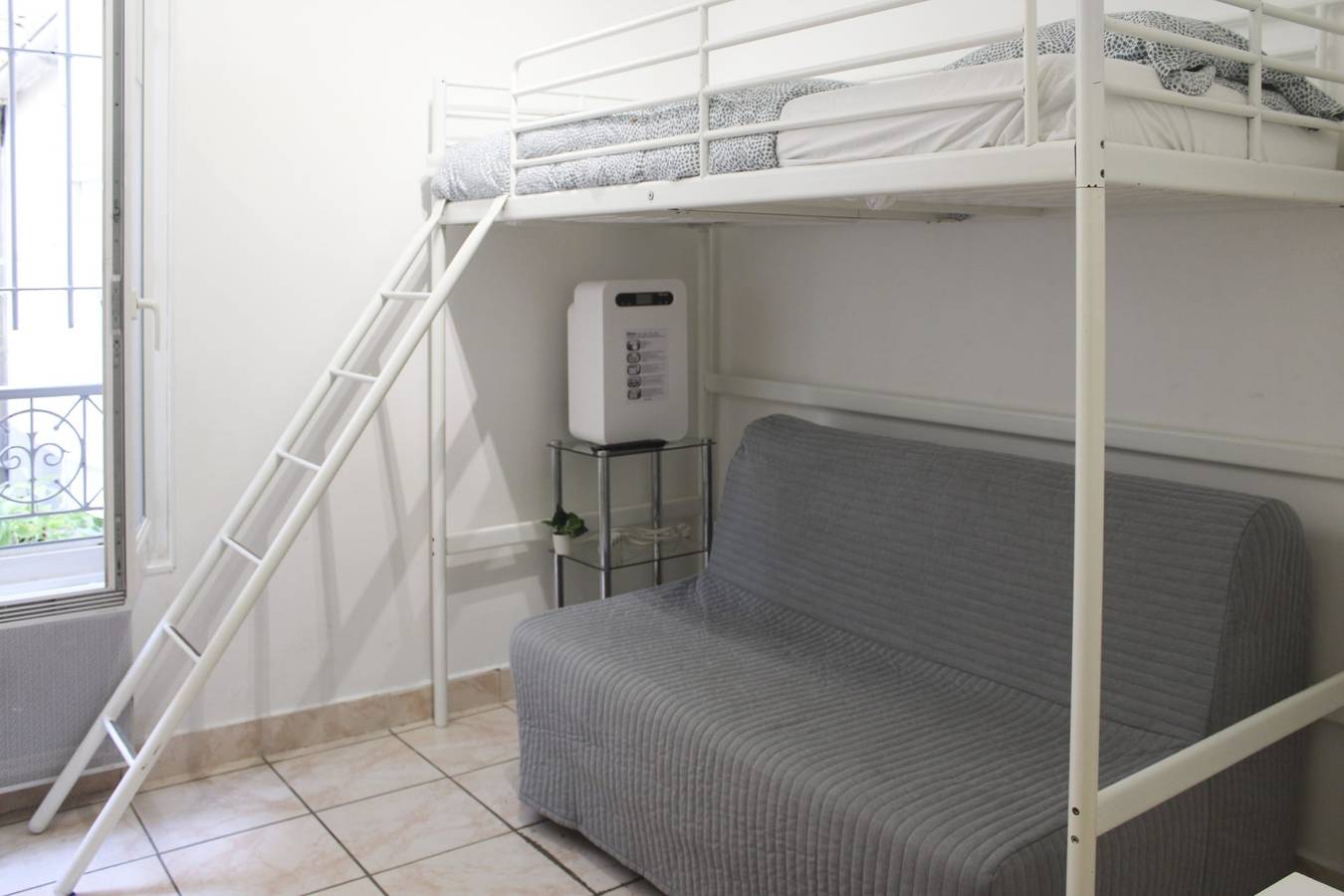 Entire studio, Bright studio located near Paris in Pantin, Seine-Saint-Denis