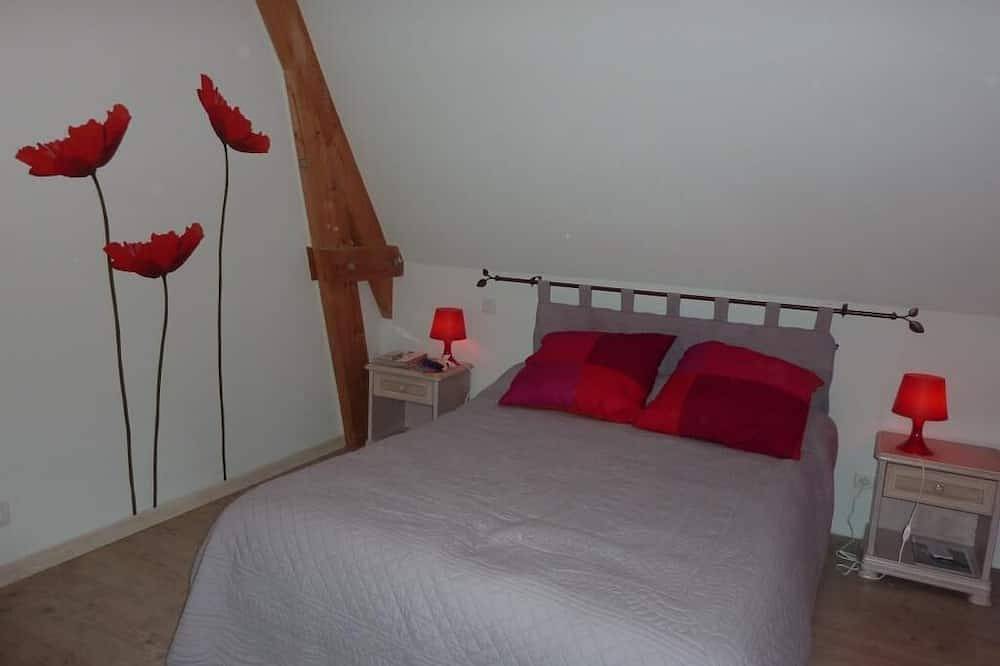 2 bedroom private vacation home in Sainte Nathalene in Sainte-Nathalène, Périgord Noir