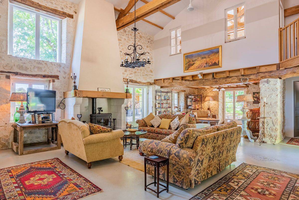 Villa pour 8 personnes avec jardin in Bourdeilles, Périgord Vert