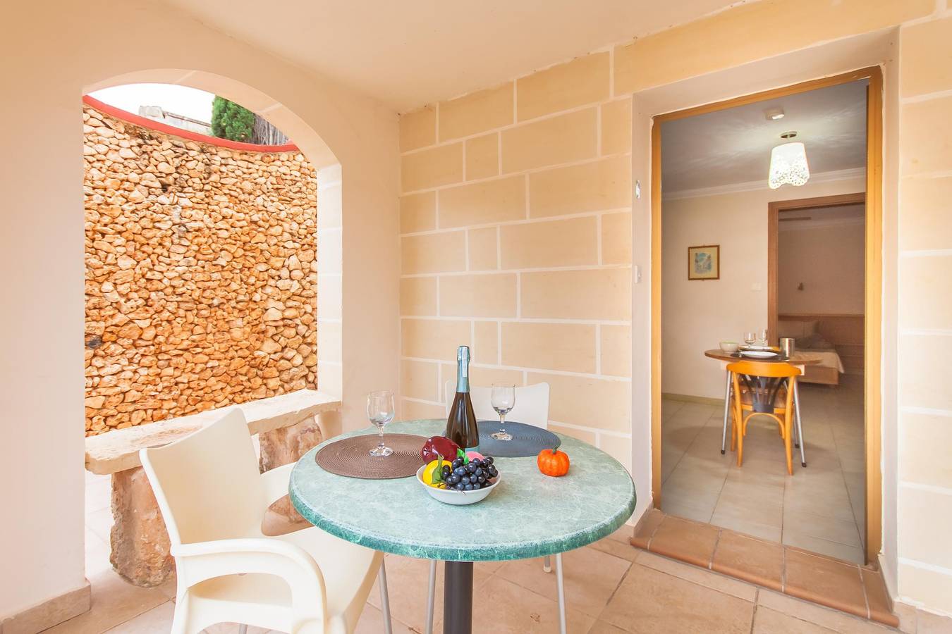 Geheel appartement, Villa & Pool Apart 3 in Mellieha Bay in il-Mellieha, Mellieha