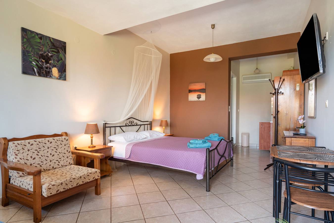 Entire studio, Studio Apartment '4 Adults No 10' with Sea View, Wi-Fi and Air Conditioning in Nikiana, Alexandros