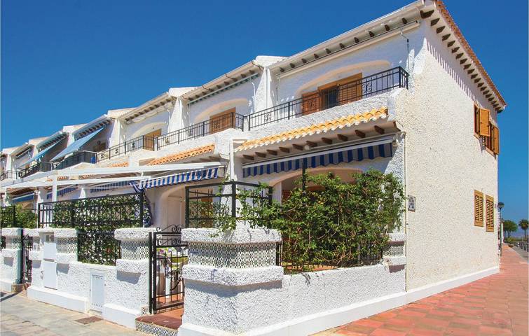 Ferienhaus für 5 Personen, mit Terrasse und Pool in Orba