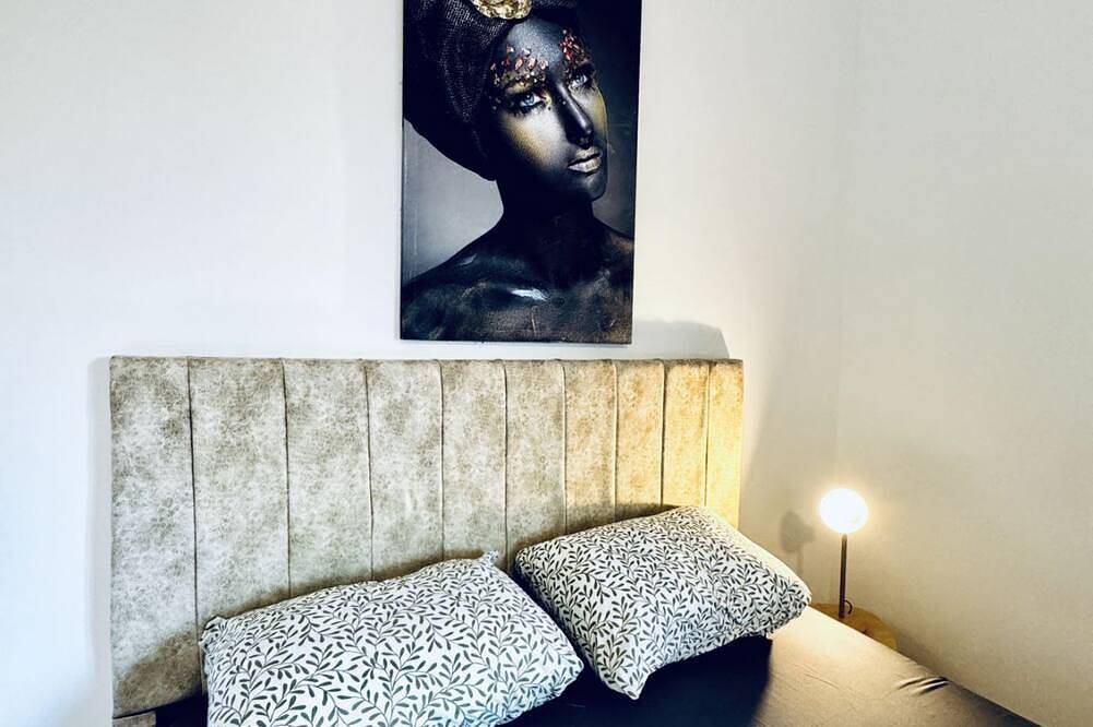Apartamento entero, Beautiful Room + Garden | Easy Access to Belvedere in Viena, Donau Niederösterreich