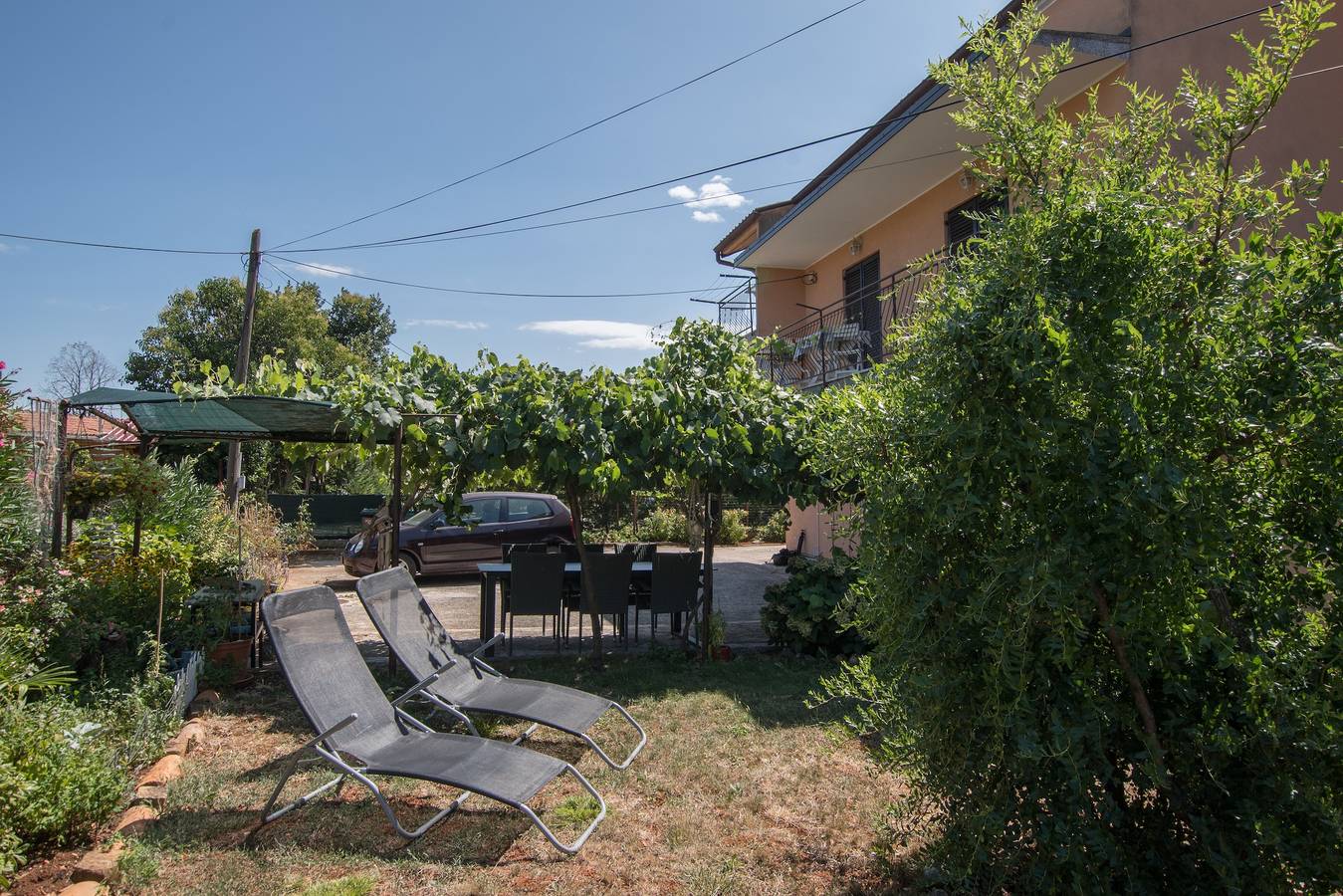 Entire apartment, Two bedroom apartment with balcony and sea view Umag A-2529-c in Umag, Umag Region