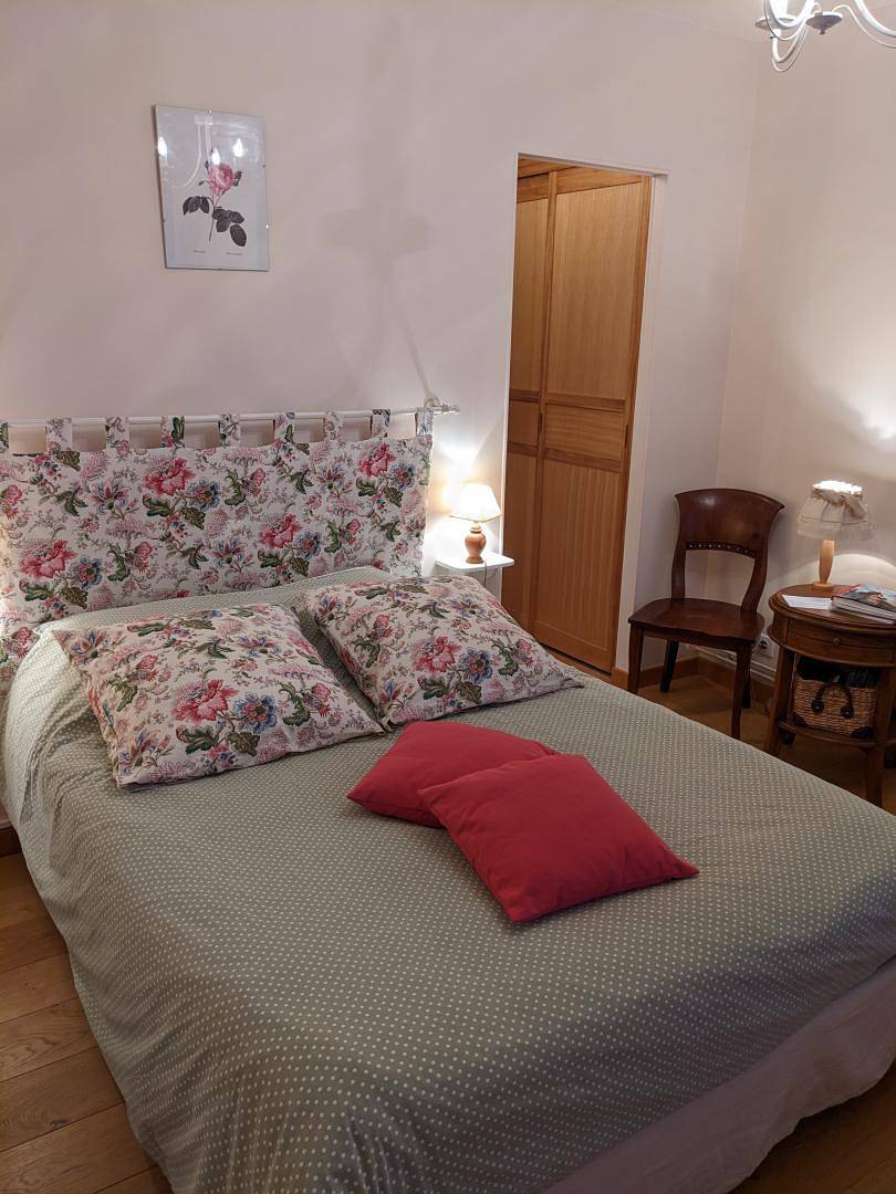 Chambre 1 in Saint-Loup-de-Naud, Seine-et-Marne